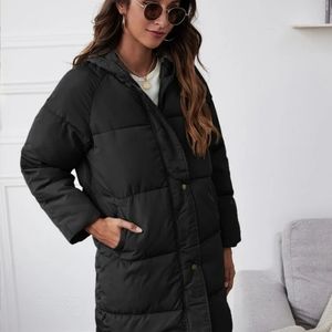 Black Puffer Coat - size S(4)